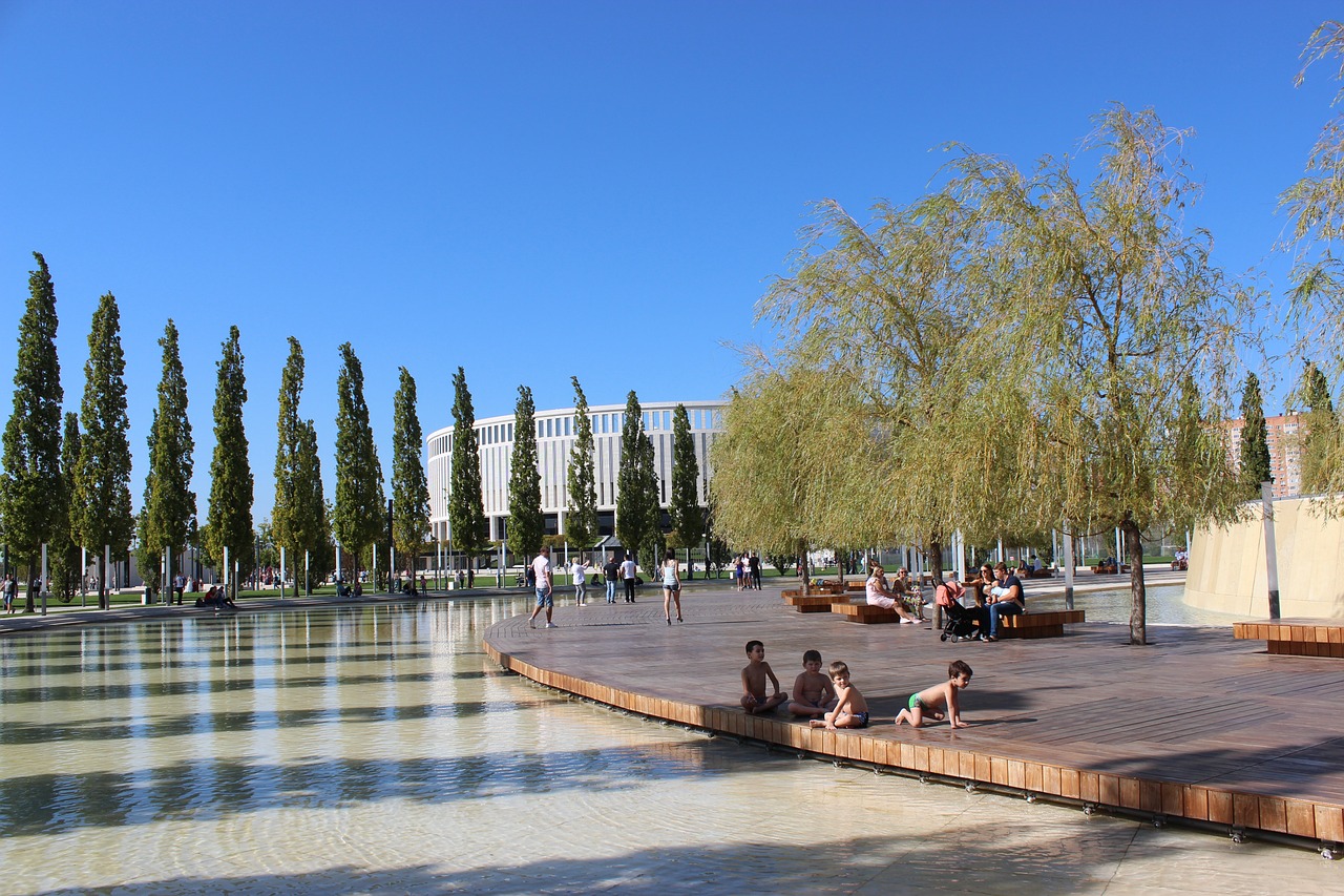 并涌现出几 并涌现出几